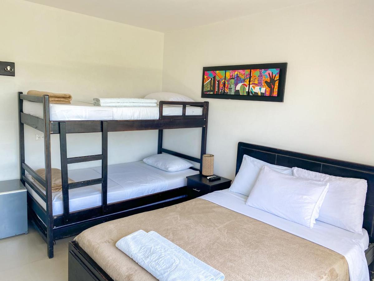 Hostal Vina Del Mar 塔甘加 外观 照片